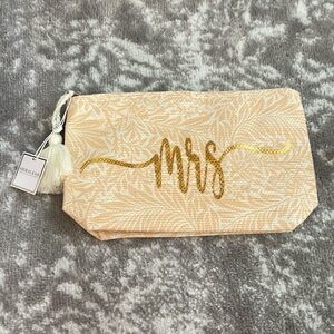 Shiraleah Chicago Clara MRS zip pouch